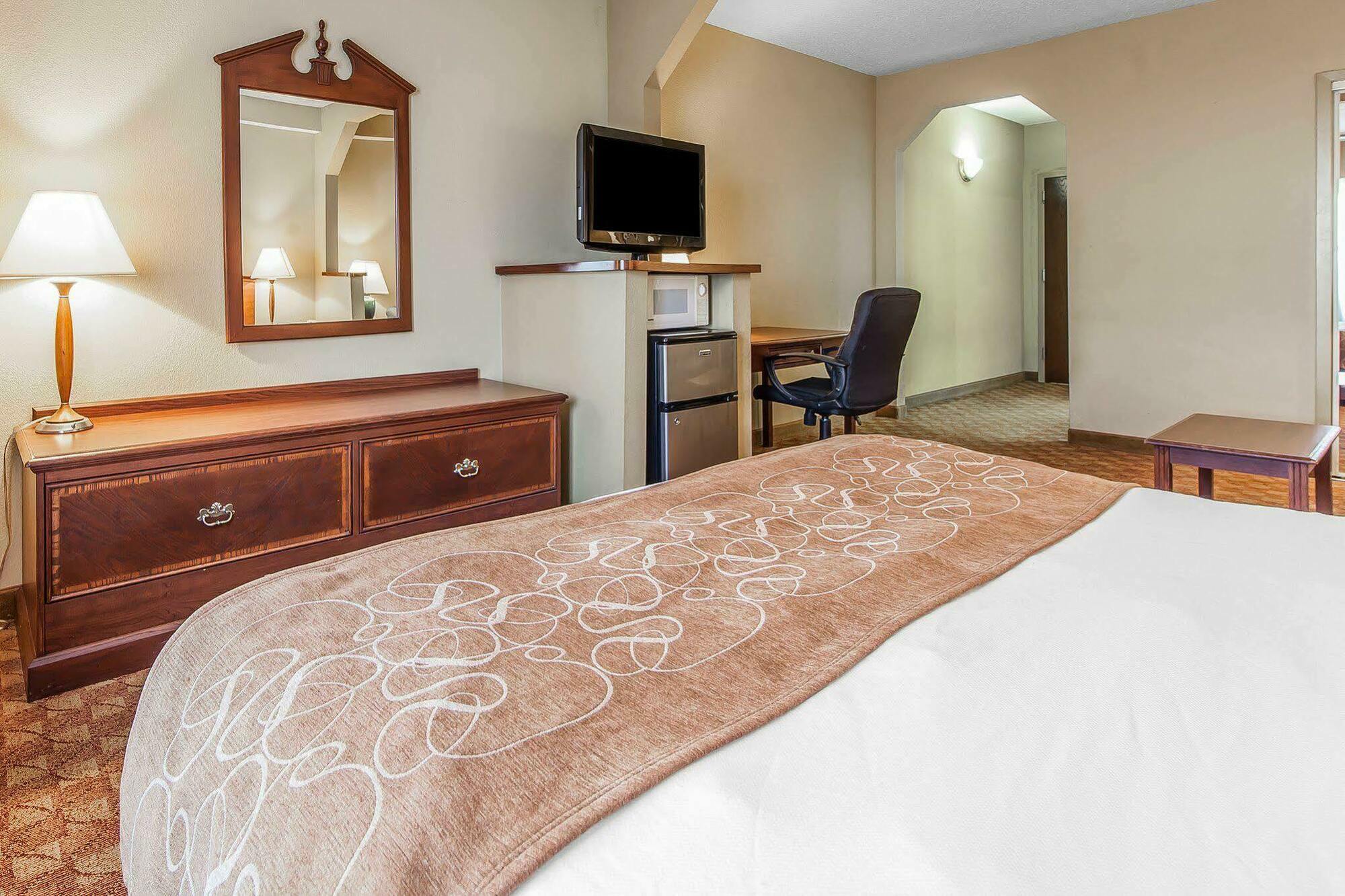 Comfort Suites Knoxville Airport Alcoa Buitenkant foto